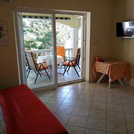 Apartmani Ban Omišalj Exterior foto